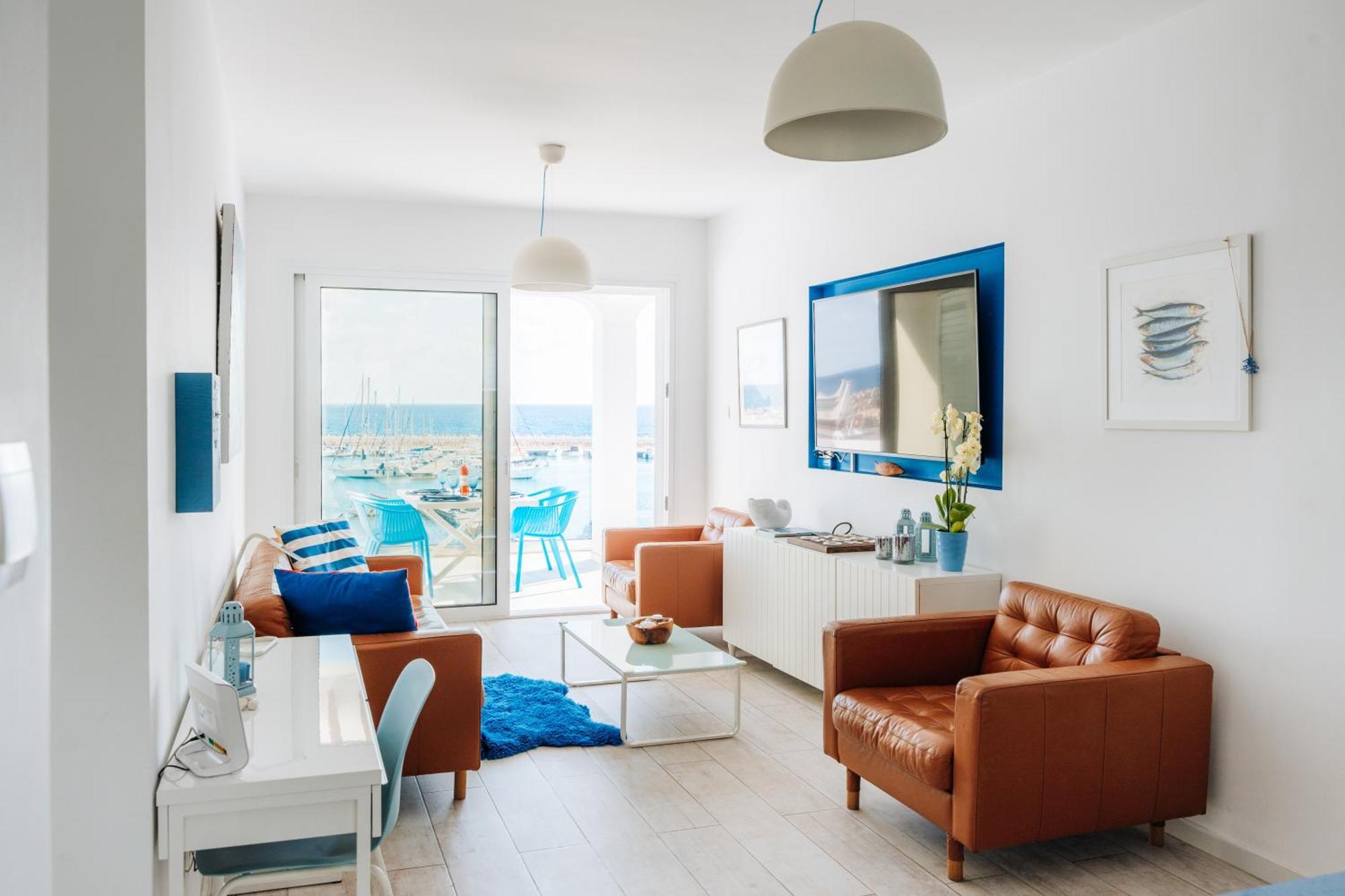 Zima Blue Apartment Zygi Екстериор снимка